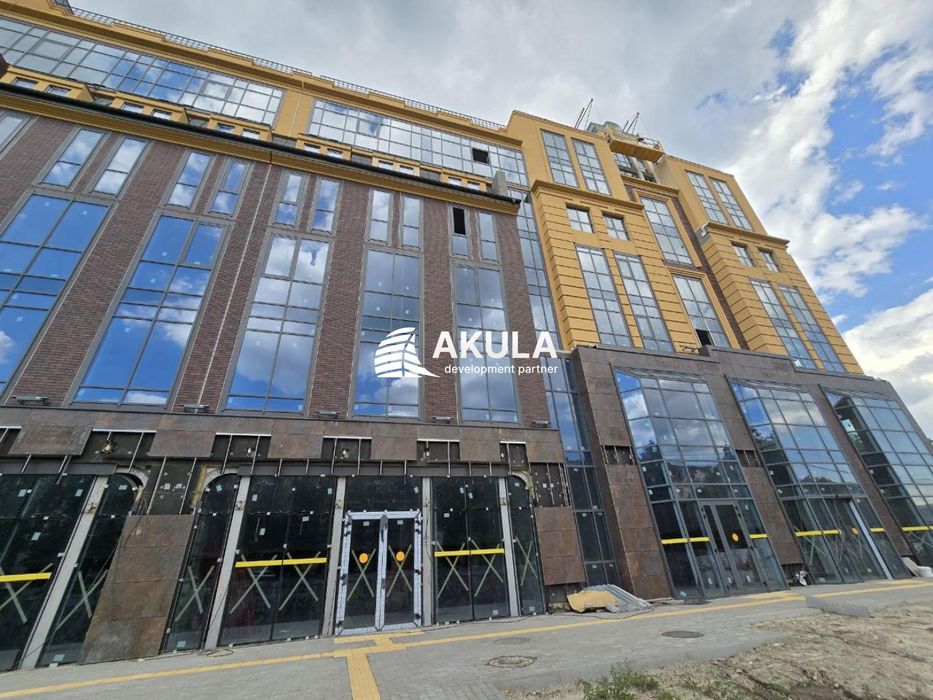 Офіс 4000+ м² у БЦ на Подолі, Нижній Вал 3–7