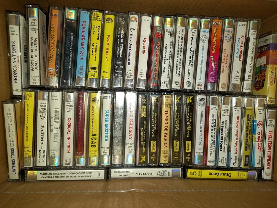 CDs, Cassetes, DVDs, filmes