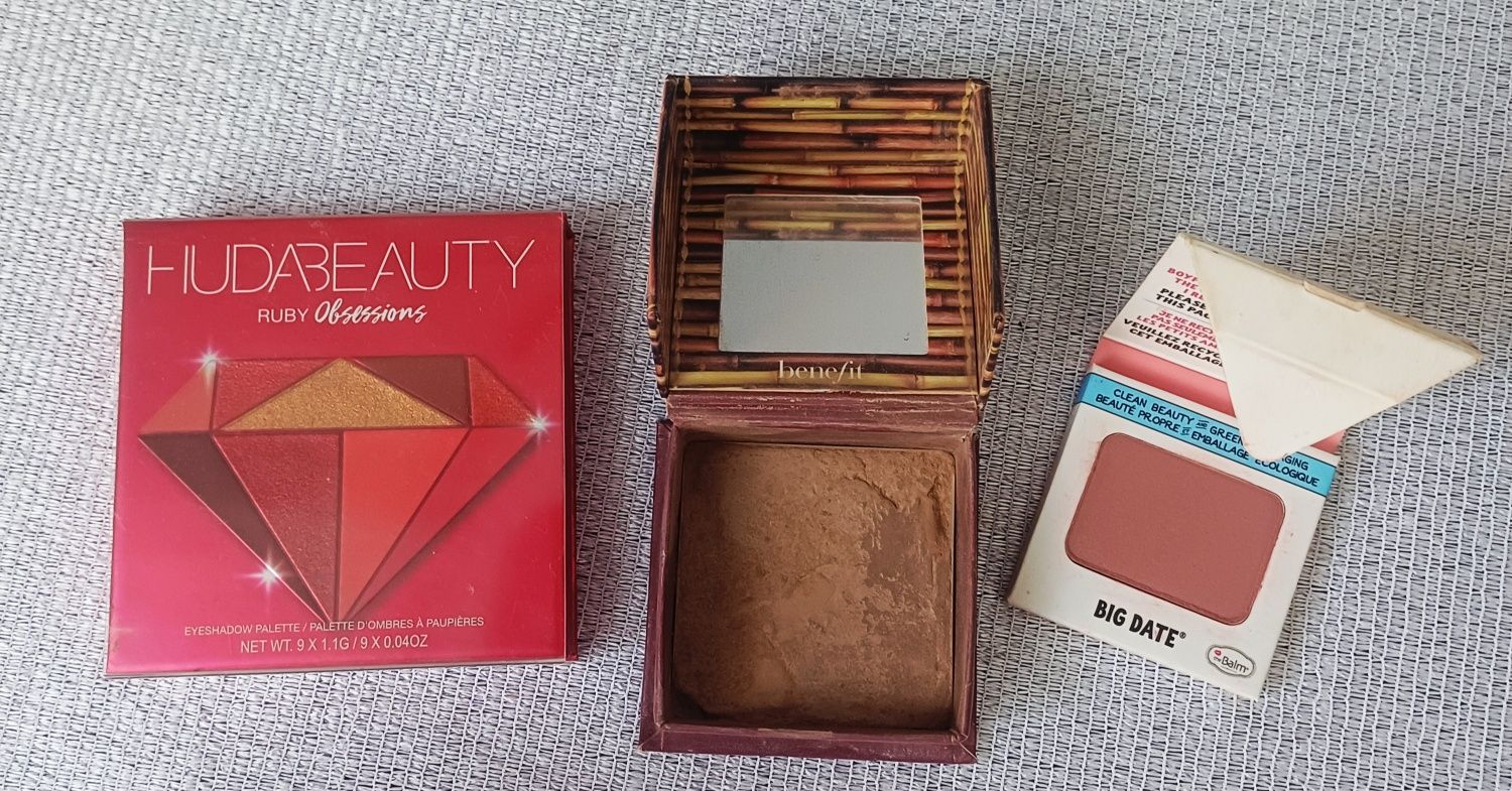 Huda beauty nowa benefit Holla i róż