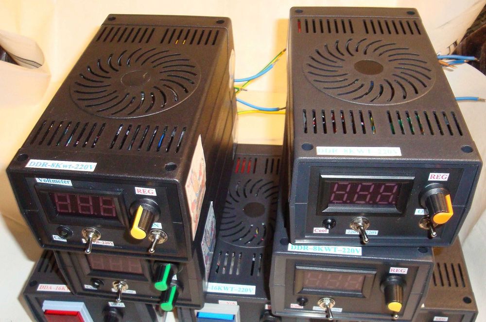 Регулятор потужності-напруги для ТЕНІВ макс 8 квт 0-220в