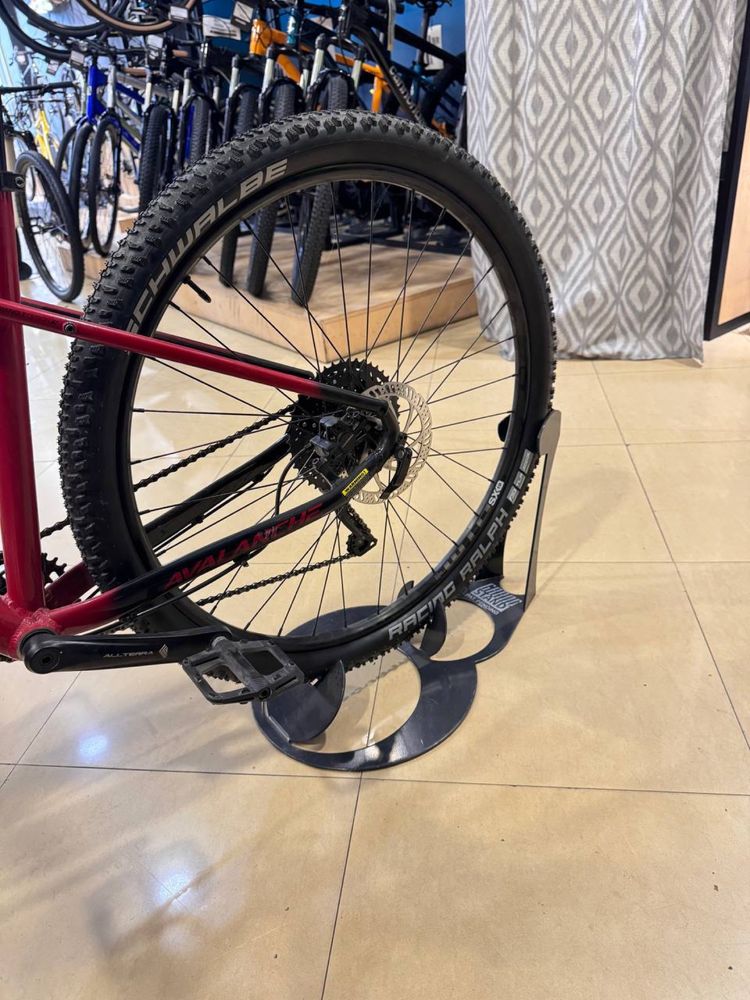 GT Avalanche Elit , доработан на 12000грн.