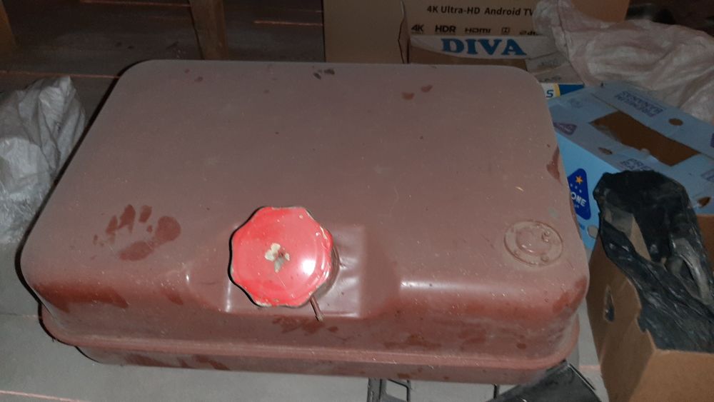 Топлевный бак для трактора