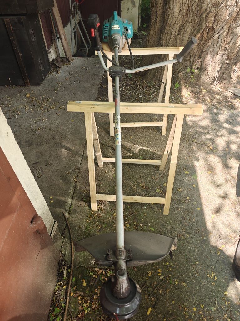Kosa spalinowa Makita BBC5700 podkaszarka