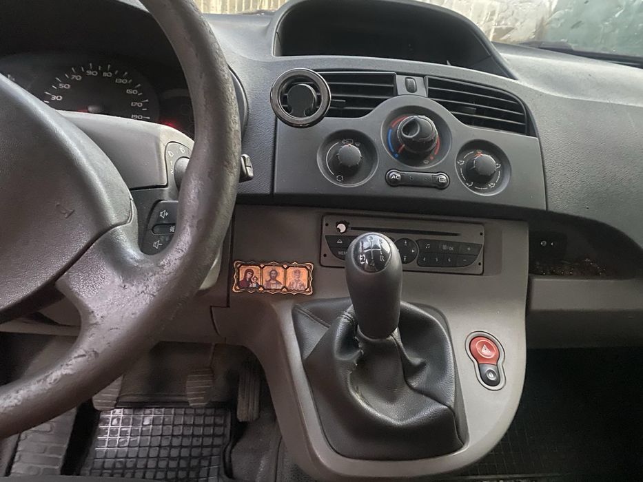 Продам Renault Kangoo 2011