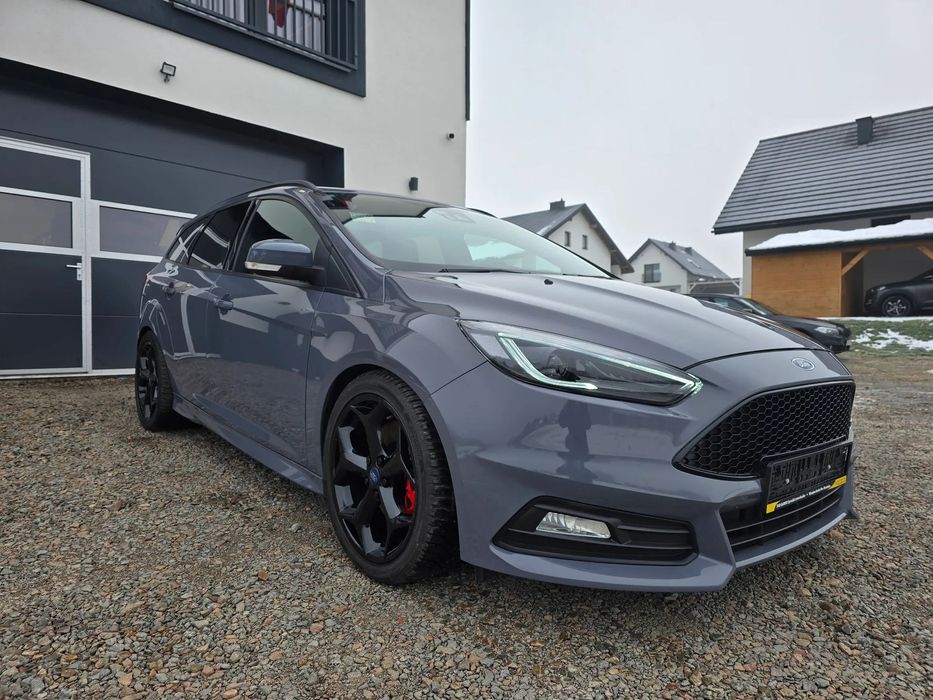 Ford Focus ST 250 PS / Serwisowany / Bezwypadkowy / Super Stan / Gwarancja /