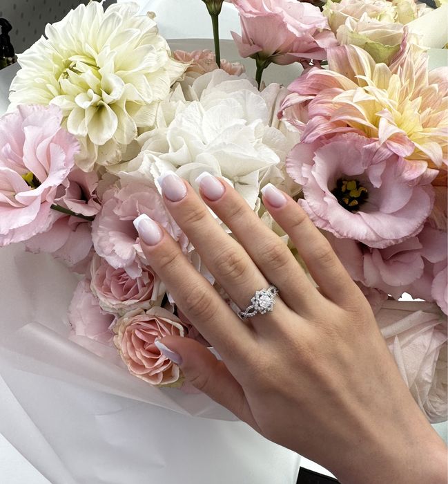 Продам кольцо от КЮЗ Ювелір срібло