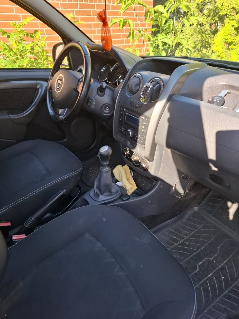 Sprzedam Dacia Duster l