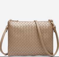 Плетений intrecciato  клатч сумочка кросбоді в стилі  Bottega veneta