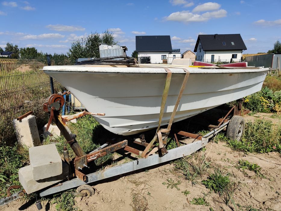 Łódź motorowa baza projekt