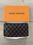 Louis Vuitton Zippy Wallet Damier Ebene