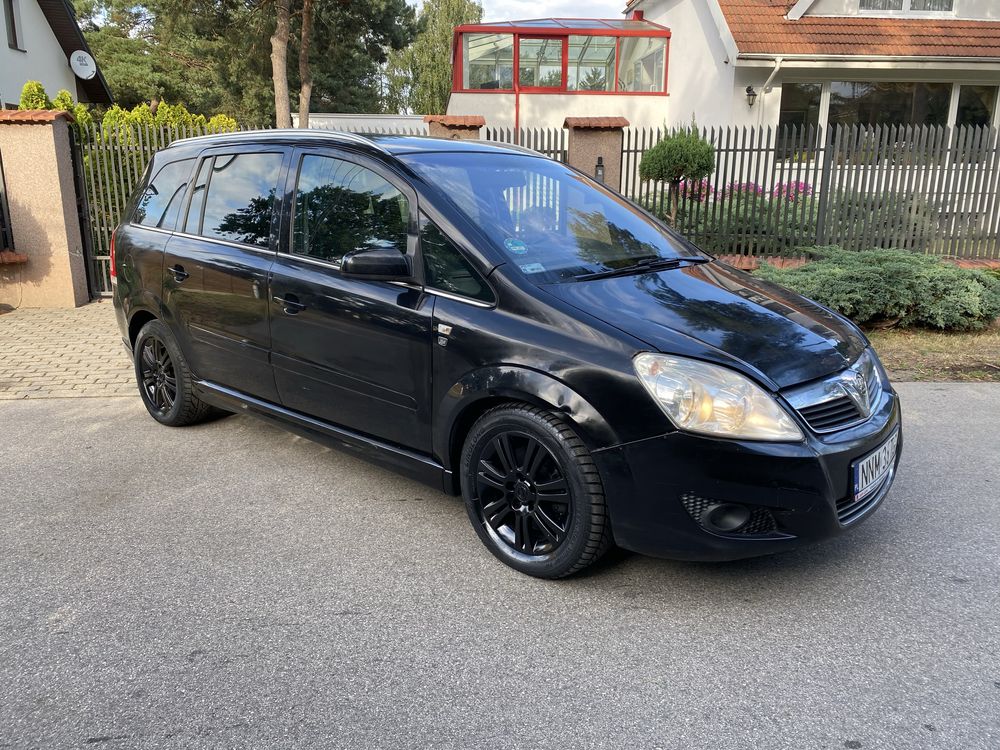 Na Sprzedaż Opel Zefira 1.9 tdi 2010rok Dobry stan zamiana