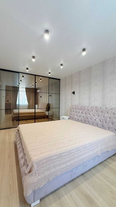 Шикарна 2-кімнатна квартира, ЖК "Сади Вишневі", вул. Святошинська,58