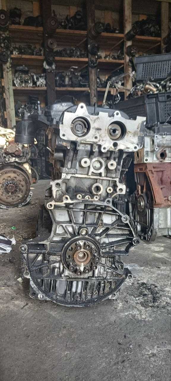 Двигун мотор двигатель VOLVO Вольво S70 V70 2 II 2.4 D5 05244T