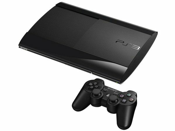 PS3 Super Slim 12GB com comando original e jogos
