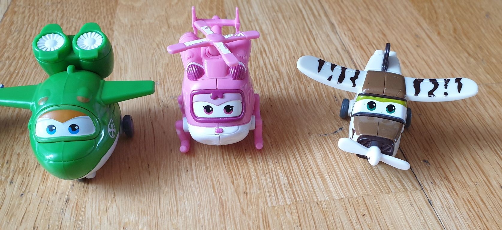 Figurki Super Wings samoloty