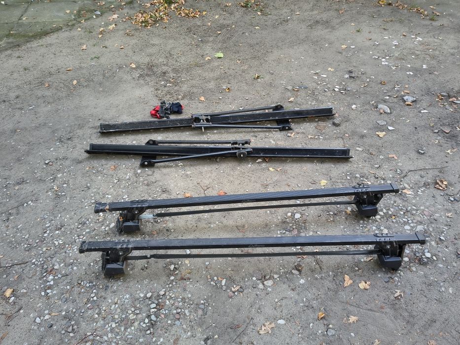 Bagażnik dachowy z mocowaniami na rowery