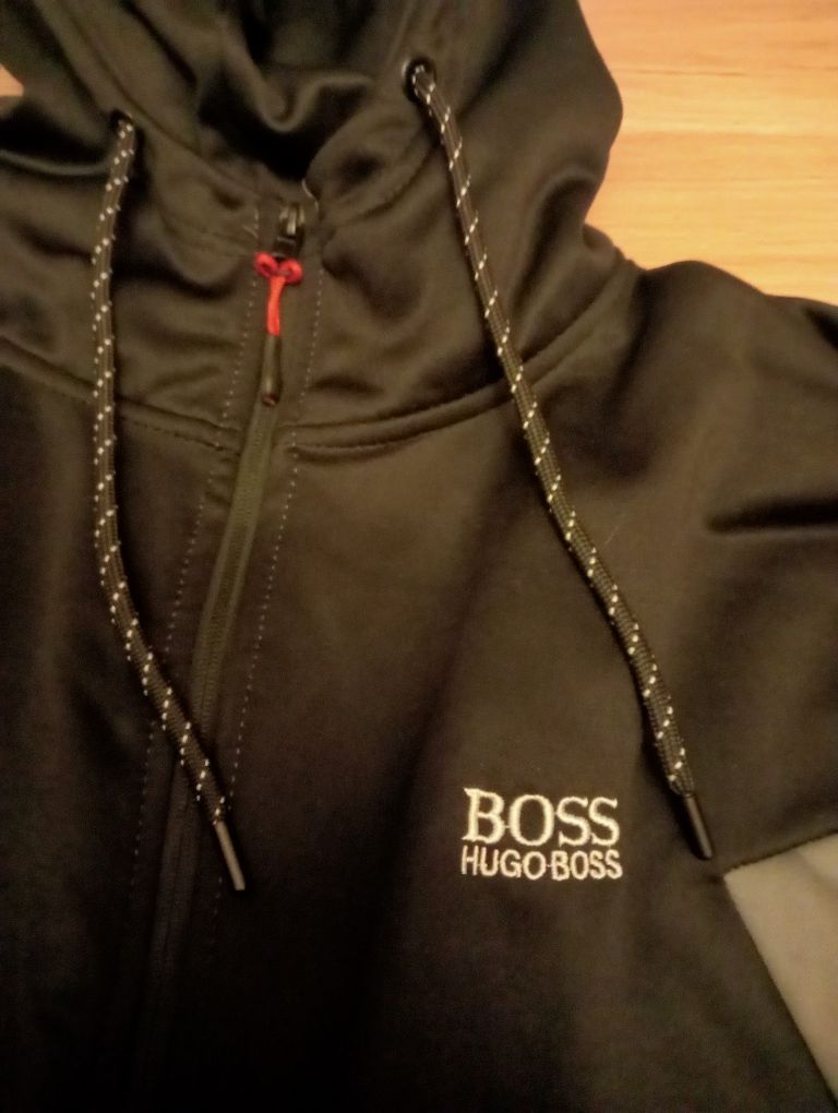 Bluza zasuwana Hugo Boss nowa
