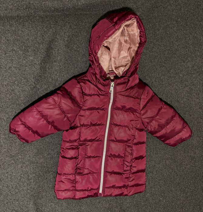 Продам детскую курточку .