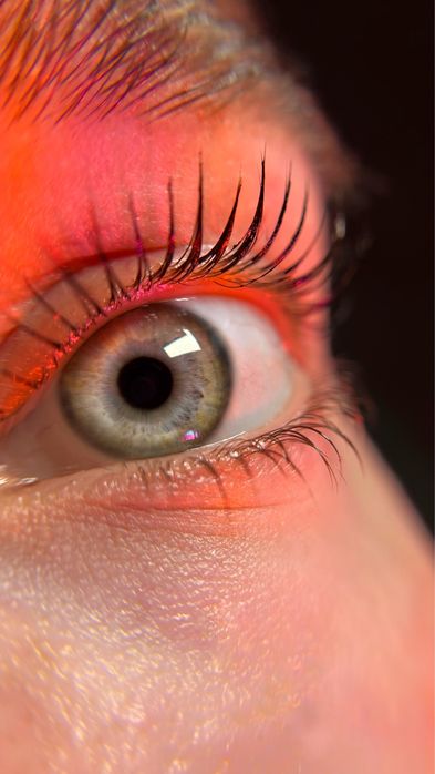 Фарбування ламінування корекція брів