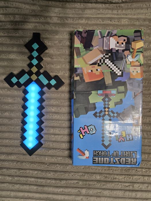Меч Майнкрафт світловий