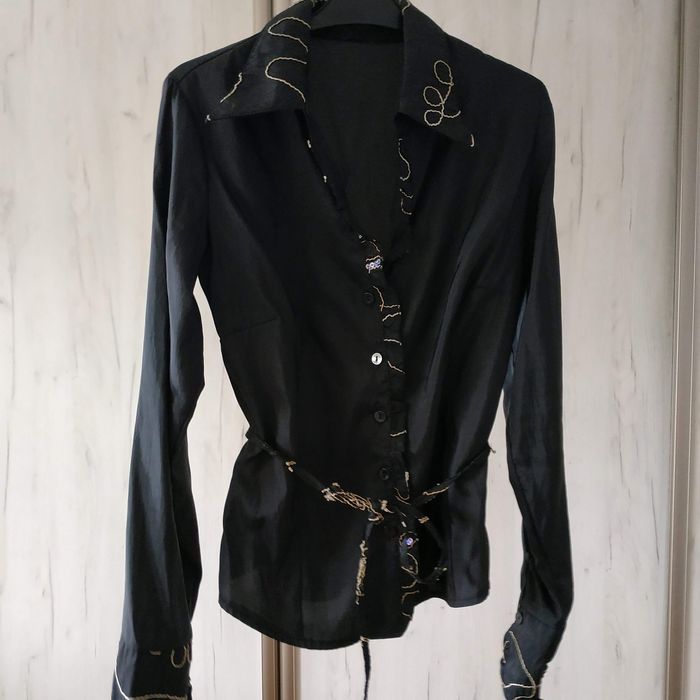 Koszula do eleganckich spodni jak również do dżinsów