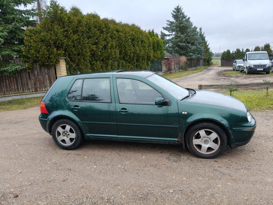 VW Golf 4 1.6 benzyna