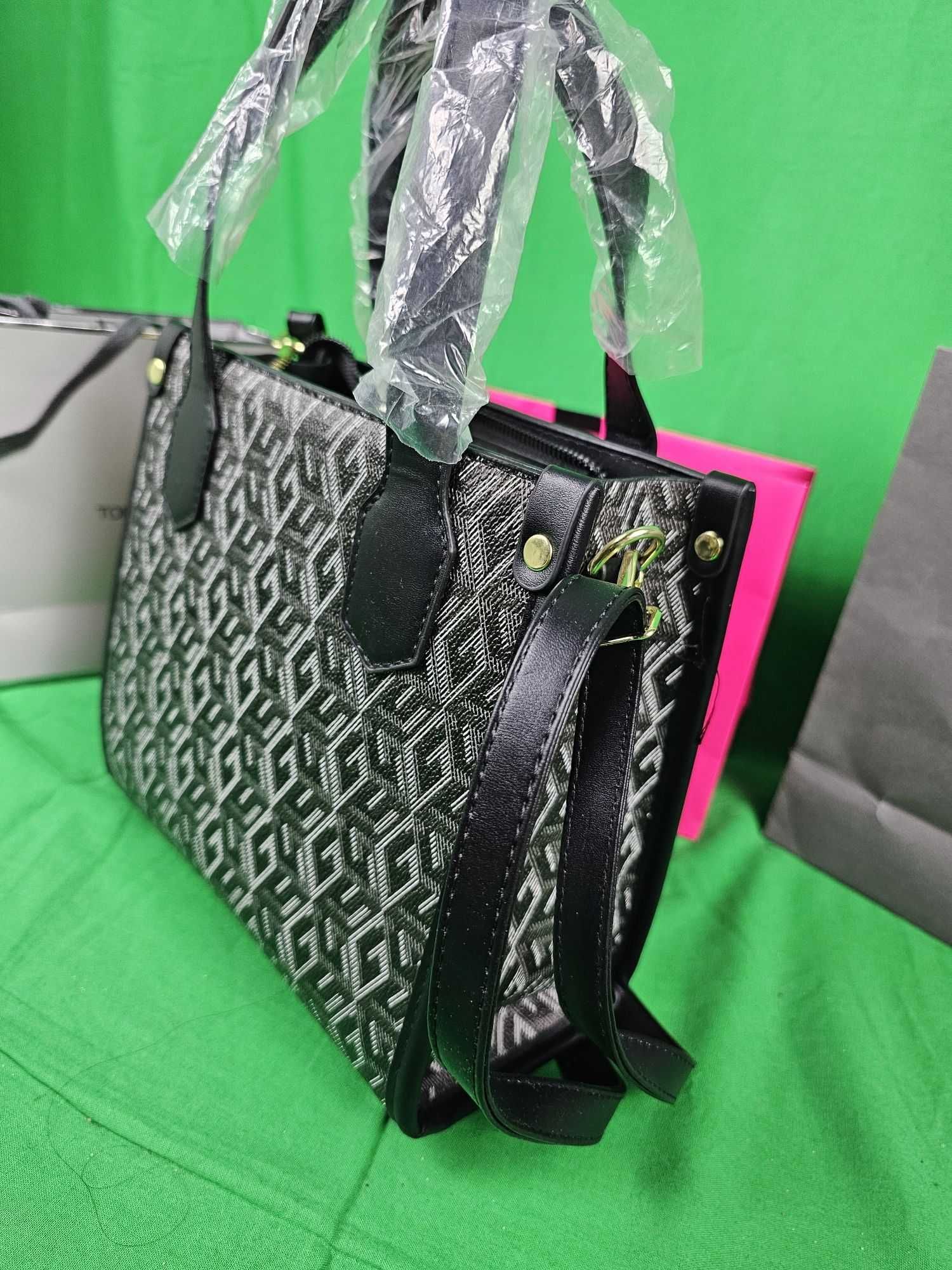 Torebka damska guess z paskiem nowa torba hit