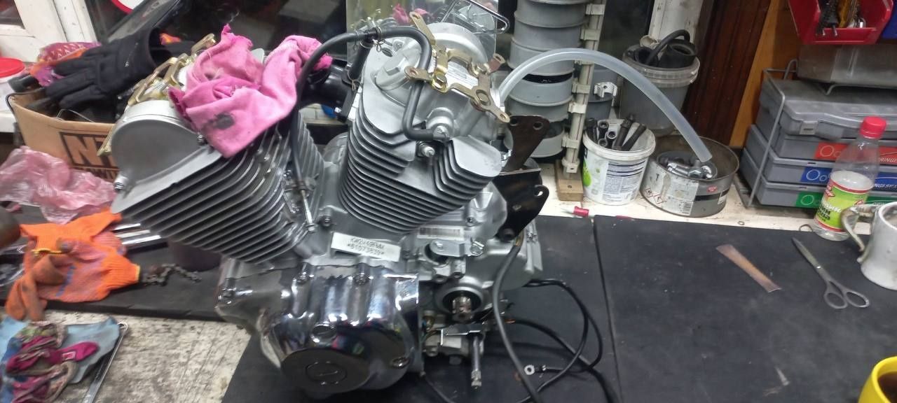 Двигатель, мотор Keeway Cruiser 250.