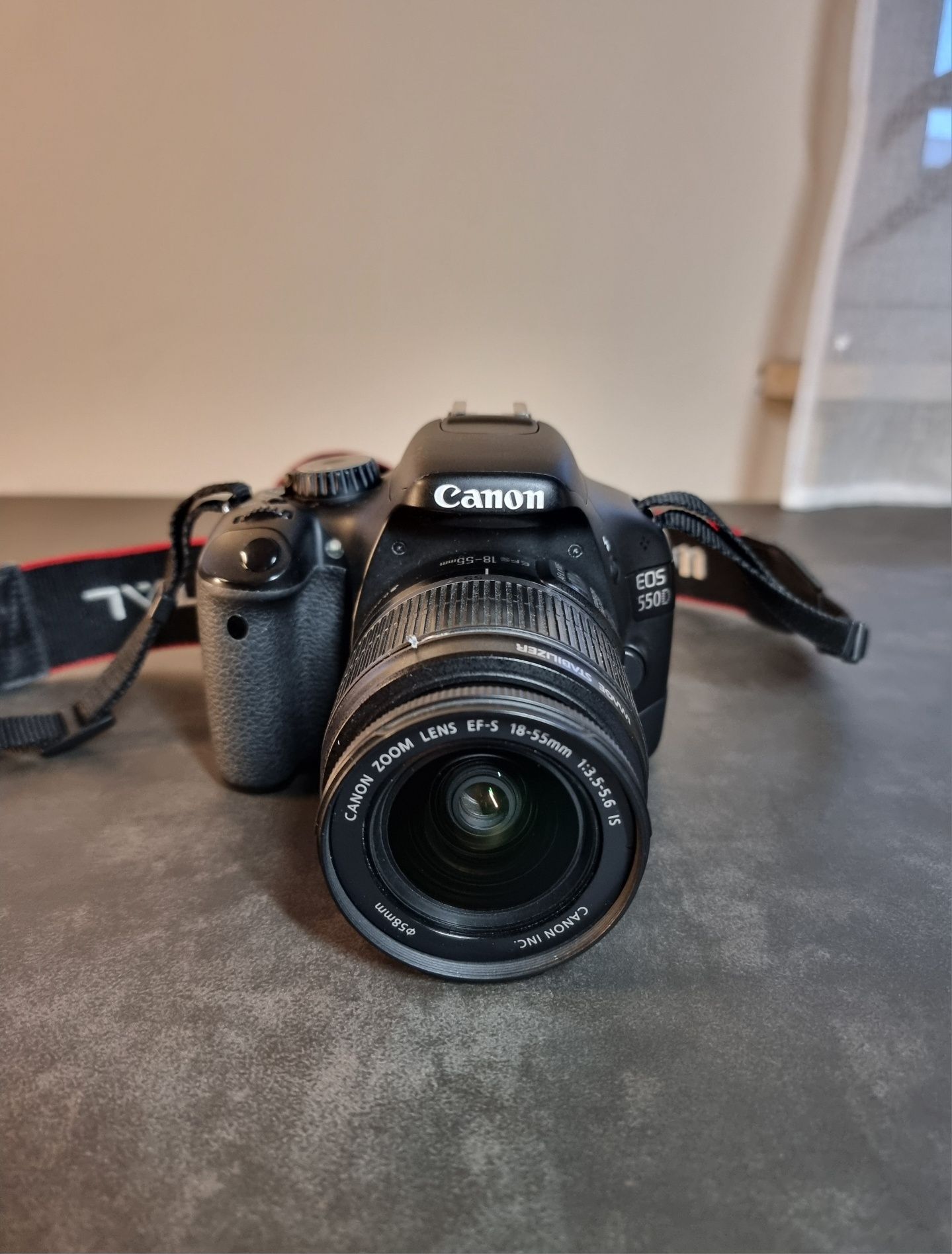 Canon EOS 550D + obiektyw 18-55mm f/3.5-5.6