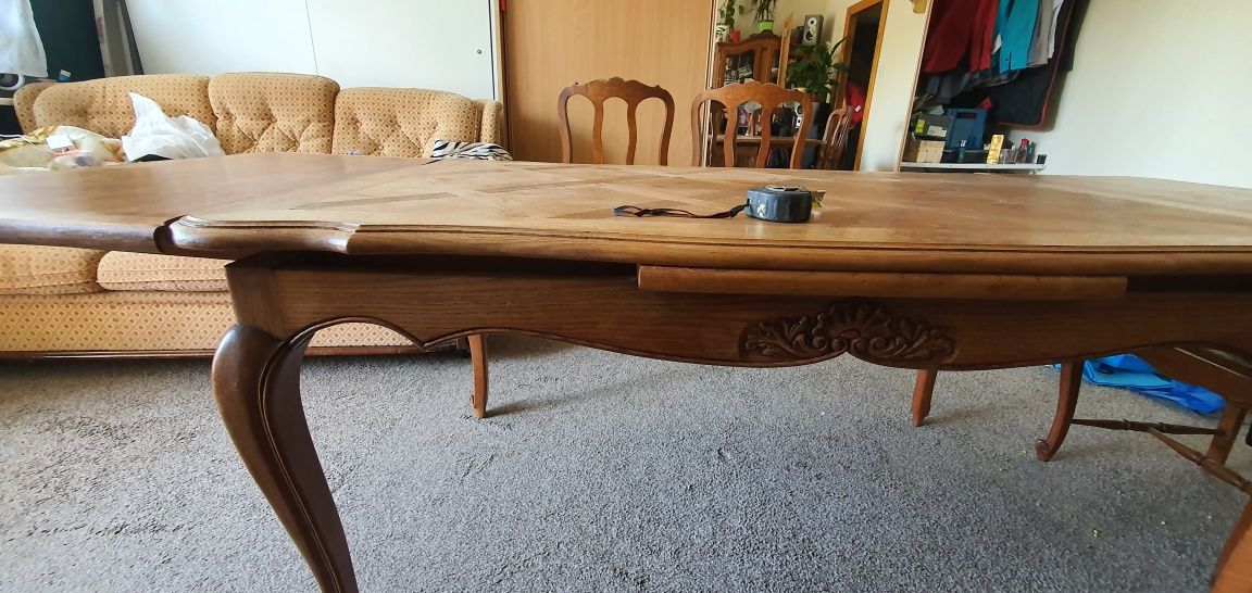Stół drewniany lity