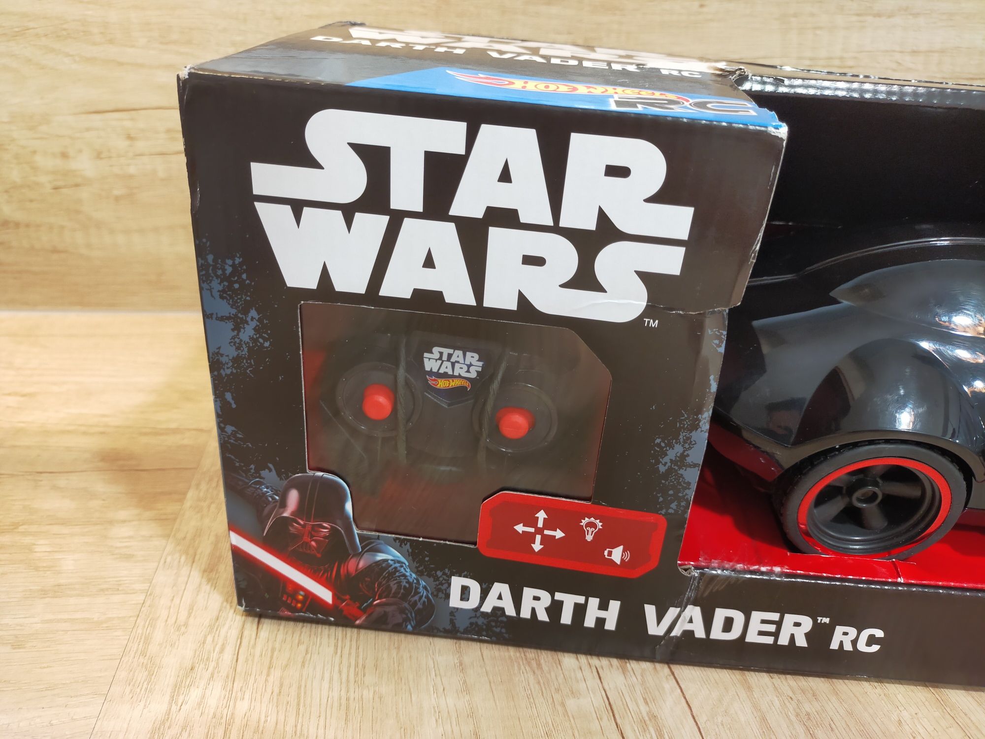 FBW75 Star Wars Darth Vader RC pojazd z lampkami i
