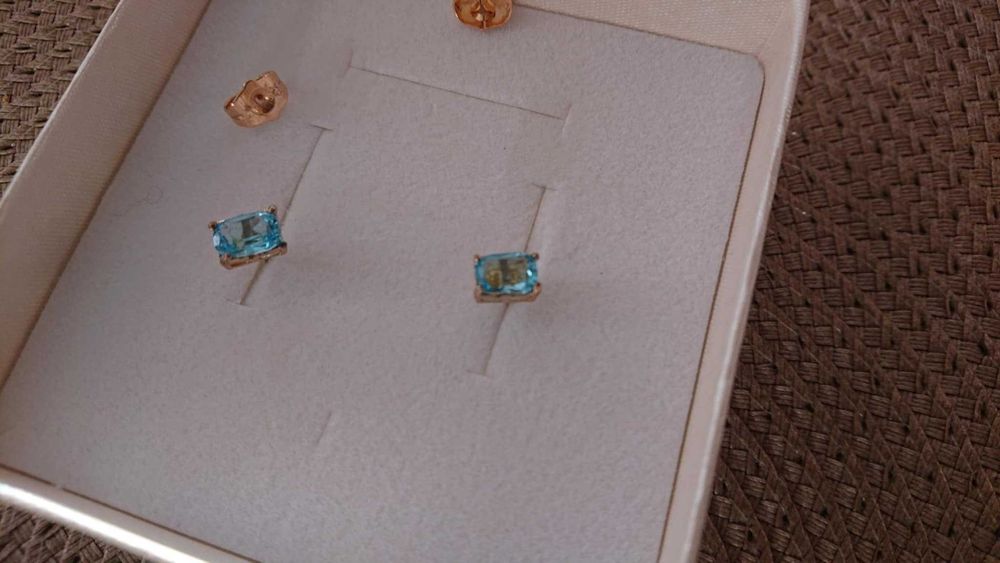 Kolczyki z topazem, ze stali szlachetnej, używane