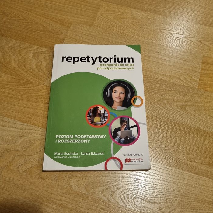Repetytorium macmillan zakres podstawowy i rozszerzony angielski