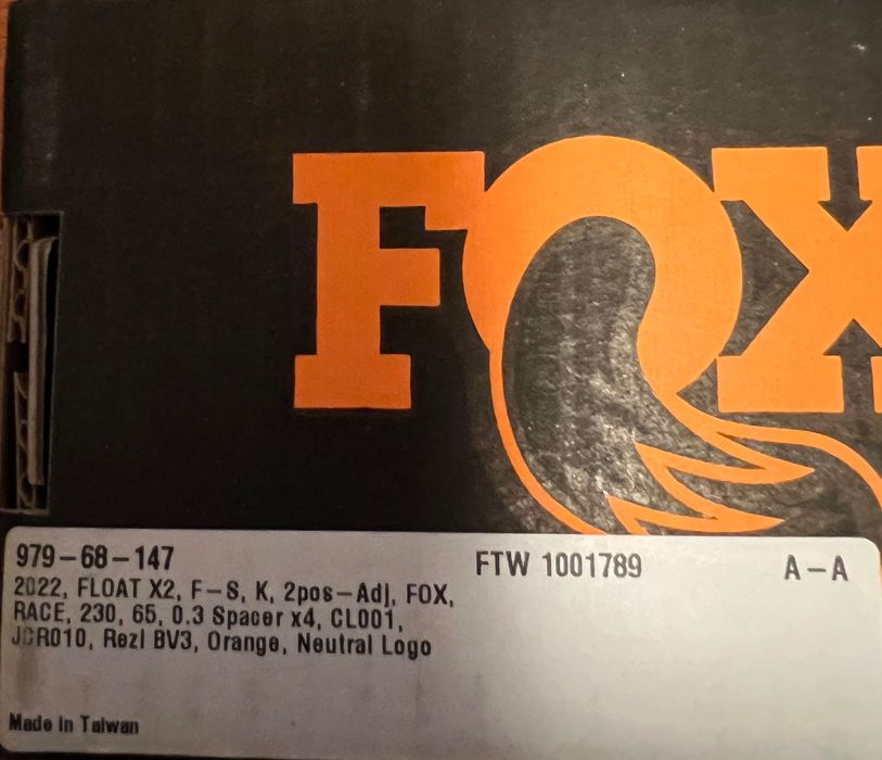 Amortyzator tylny FOX FLOAT X2 F-S,K 2pos 230x65 2022r./979.68.147