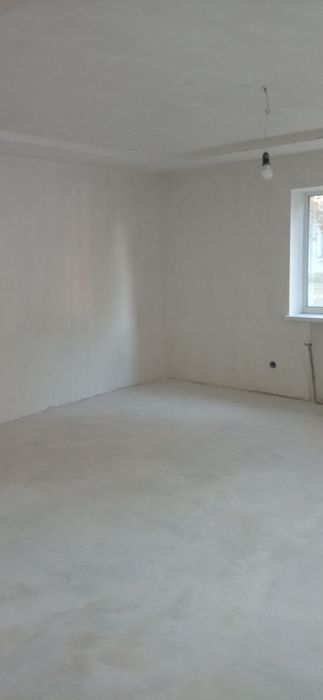 Продам будинок  в центрі міста,можливий продаж по сертифікату