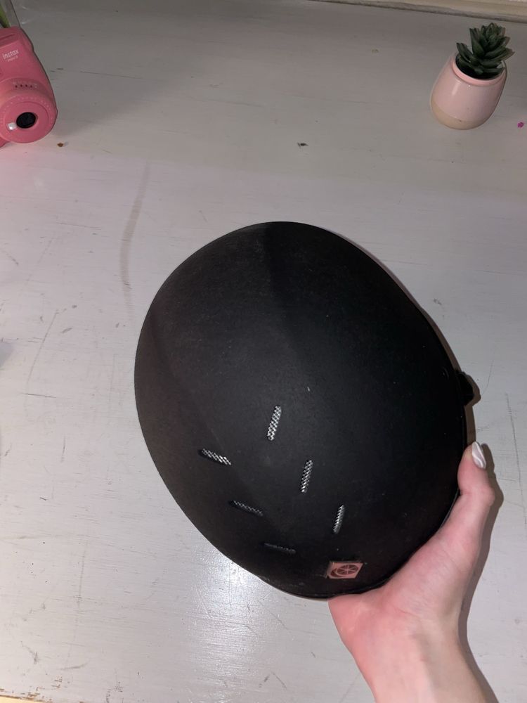 kask crossowy Charles Owen