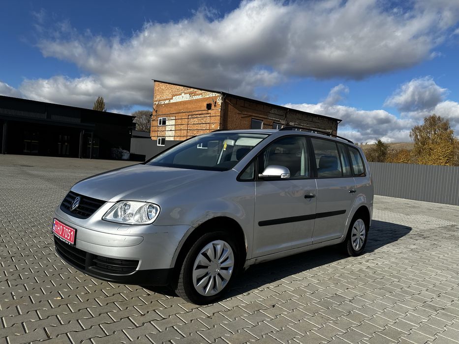 Volkswagen Touran 1.6 бензин MPI
