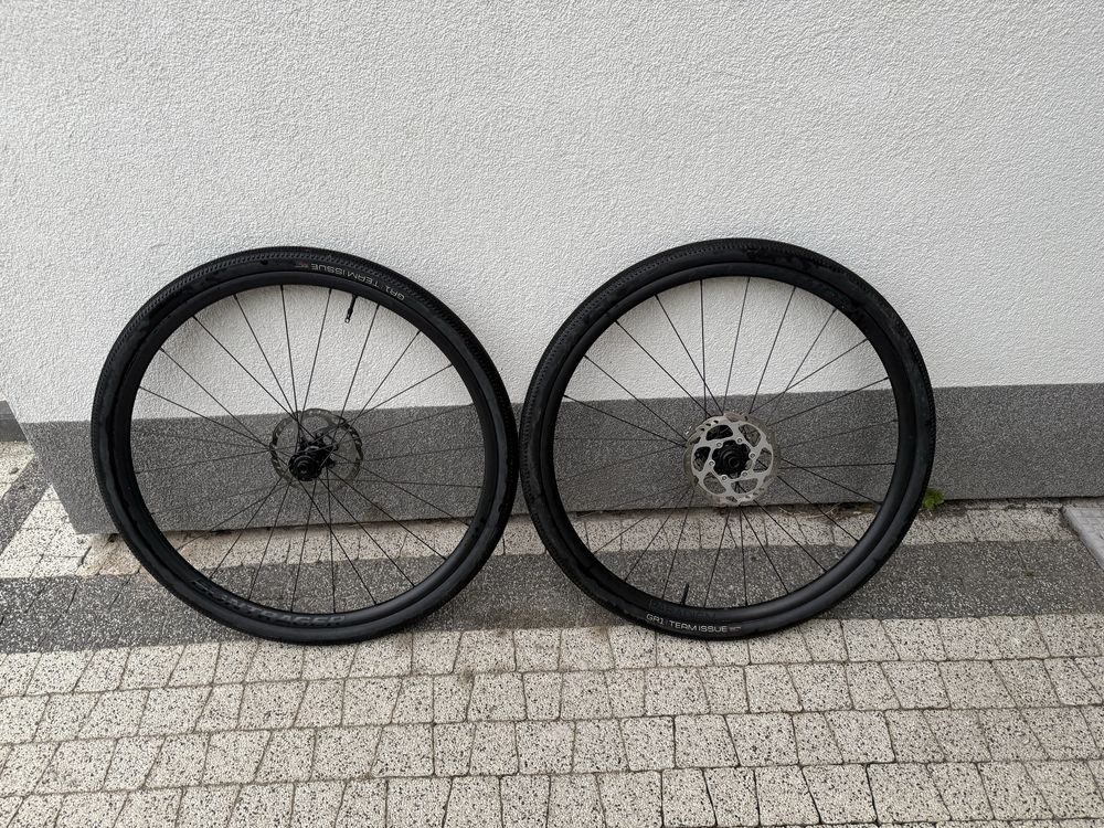 Koła Gravel Bontrager Paradigm SL