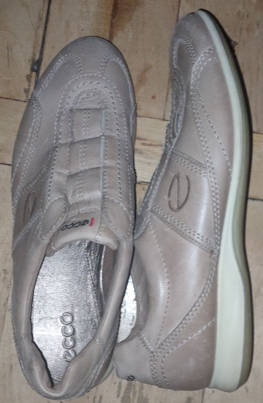 Ecco buty skórzane damskie.