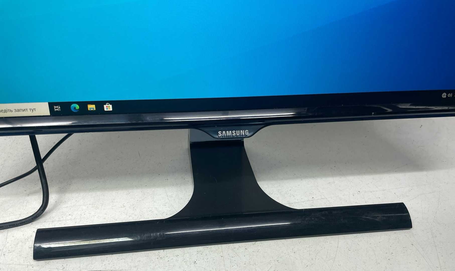 Монитор 24" Samsung S24E390H матрица PLS (FullHD), HDMI VGA