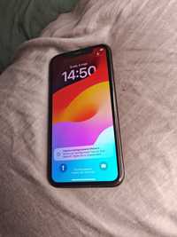 iPhone Xr stan baterii 80%