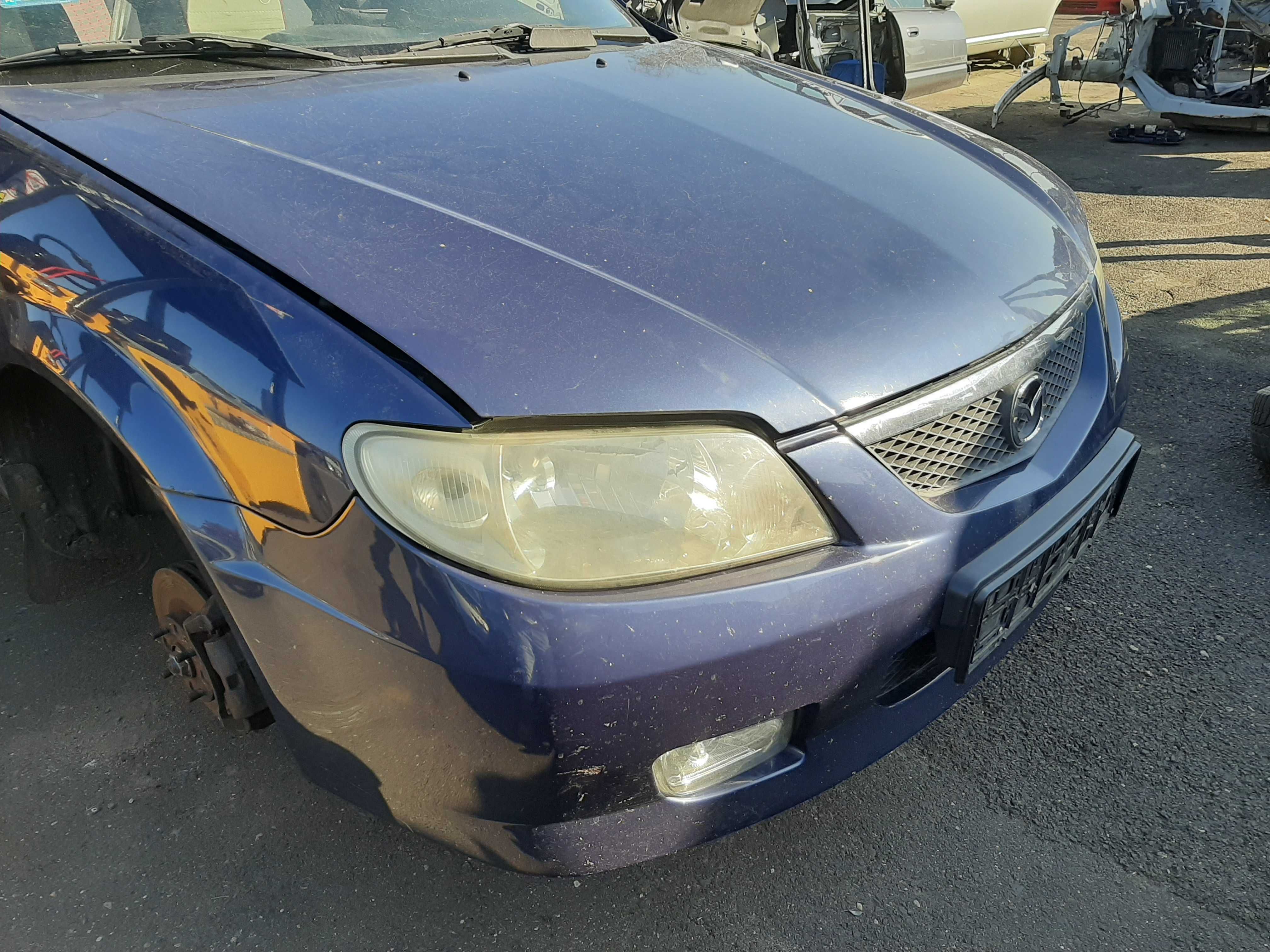 Mazda 323BJ 5D 2.0TD  2003r.Zderzak przedni