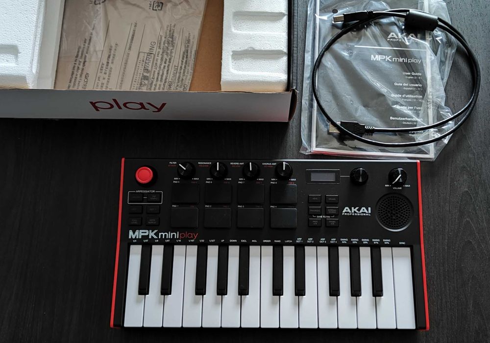 Teclado Midi Akai Mini Play