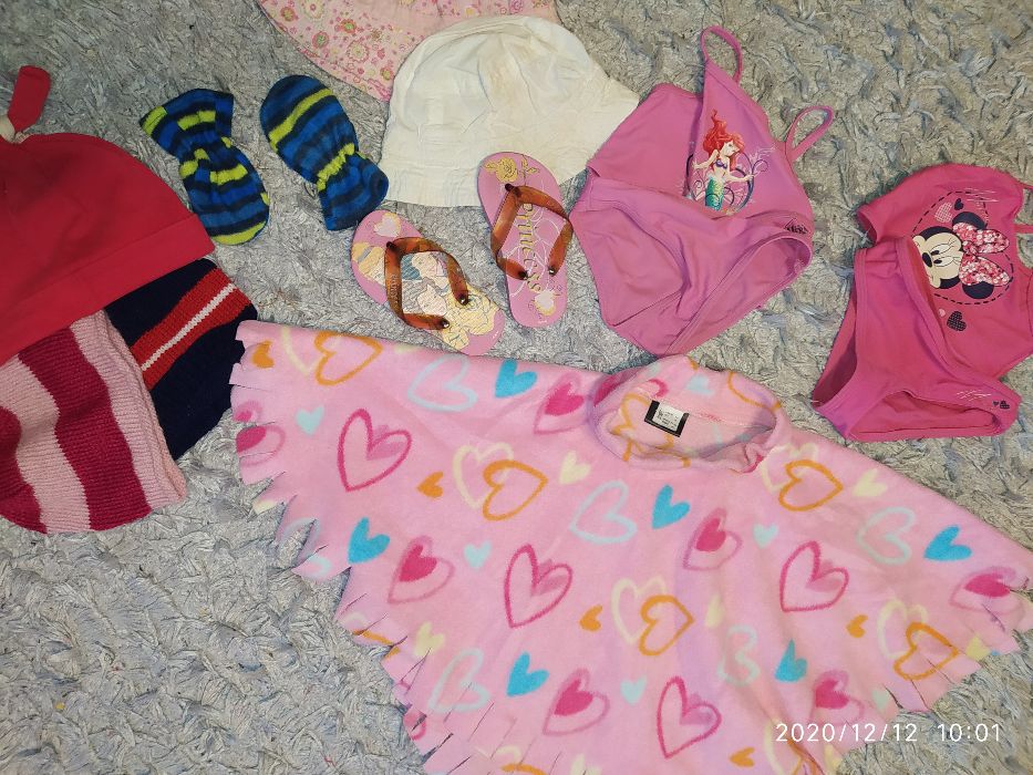 Mega zestaw ubranek dla dziewczynki w wieku 3 - 4 lat - 57szt