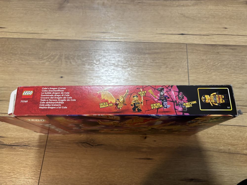 Pudełko od lego Ninjago 71769.