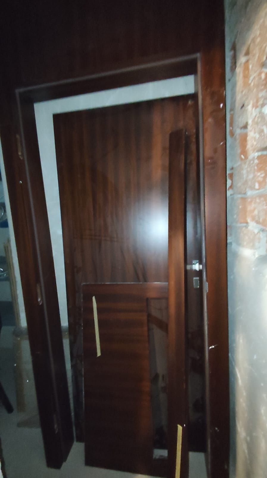 Drzwi plus ościeżnica drewno fornir 80cm