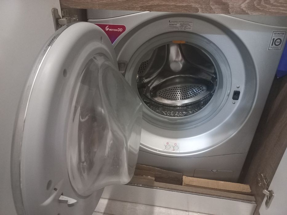Пральна машина LG