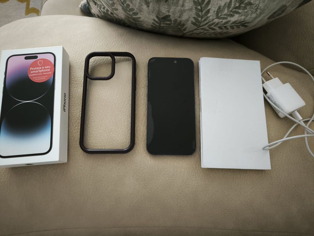 Iphone 14 Pro Max Roxo