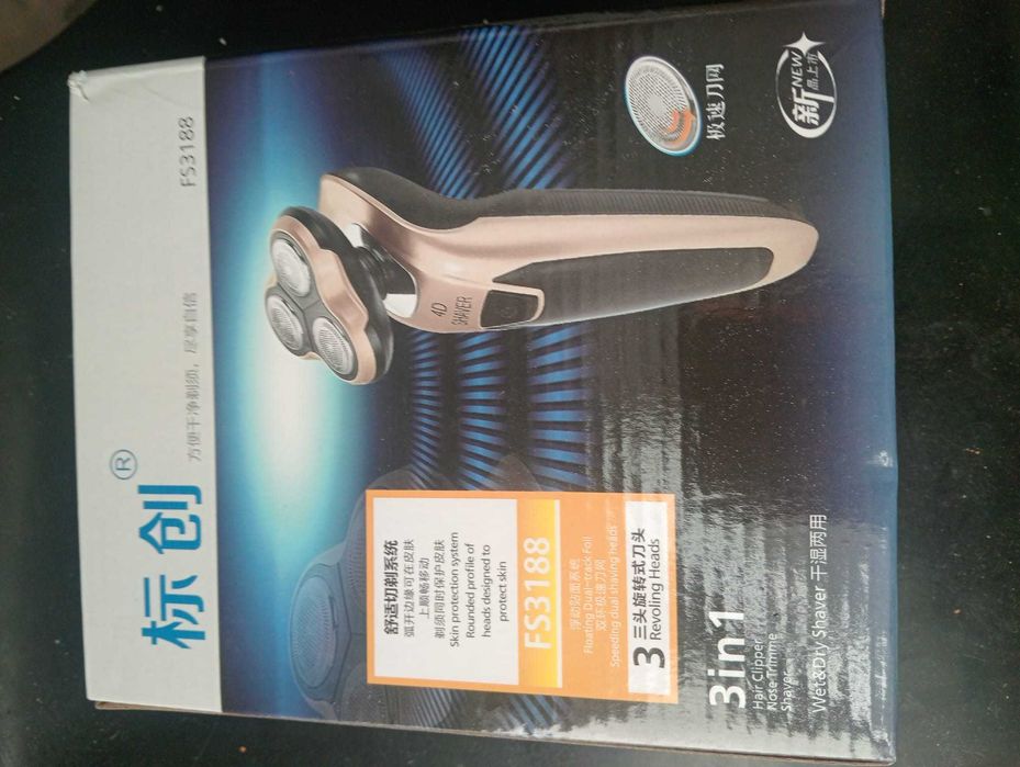 maquina de  barbear 3 in 1