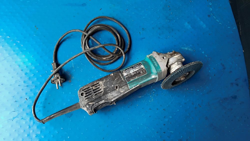 Rebarbadora 125 Maquita